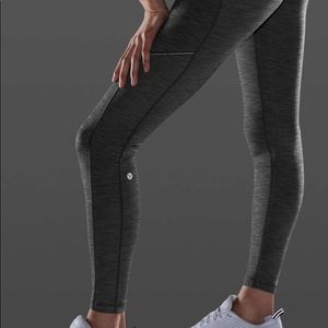 Lululemon Speed Up 28” Heathered Black Sz 6